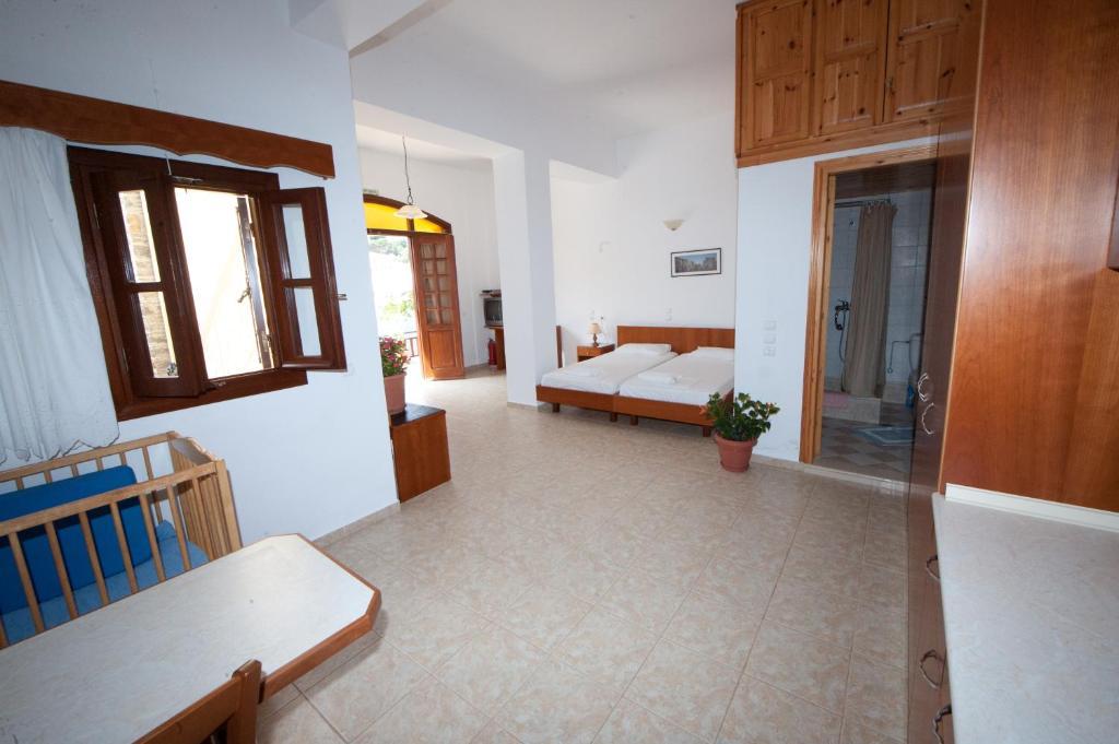 Odyssia Appartement Sými Buitenkant foto