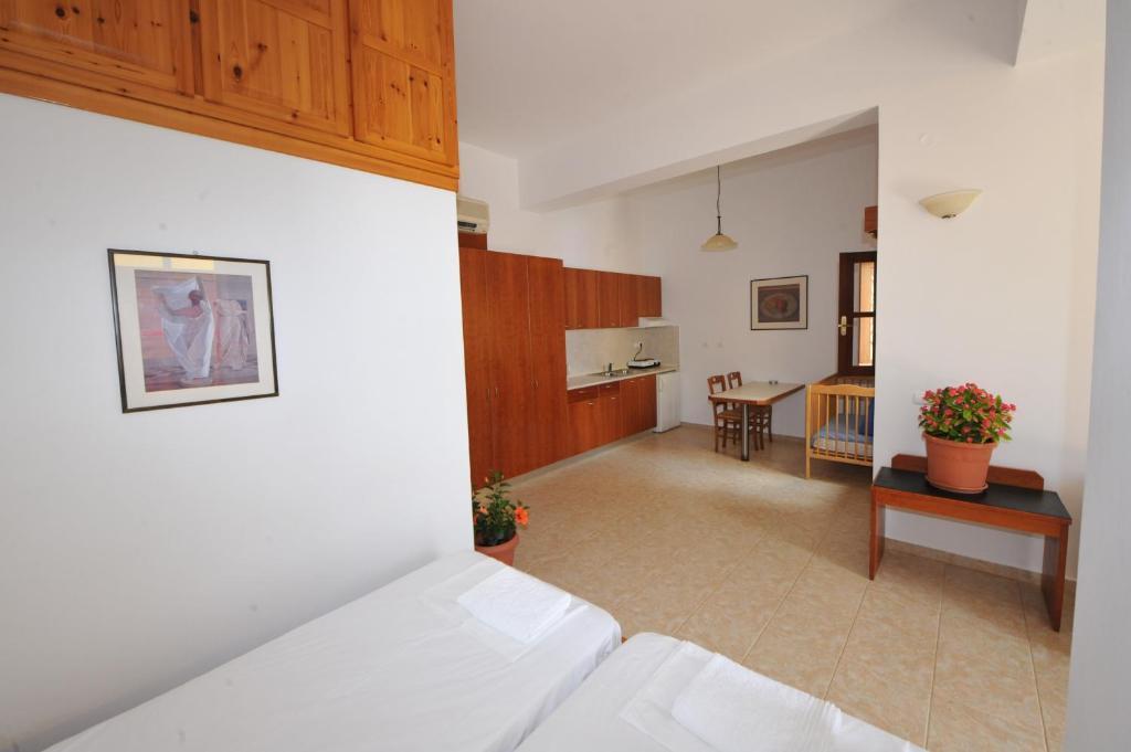 Odyssia Appartement Sými Buitenkant foto