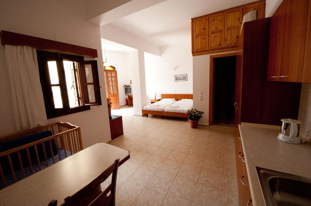 Odyssia Appartement Sými Buitenkant foto